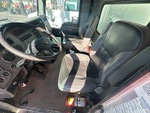 Cab with Seats/armrests
