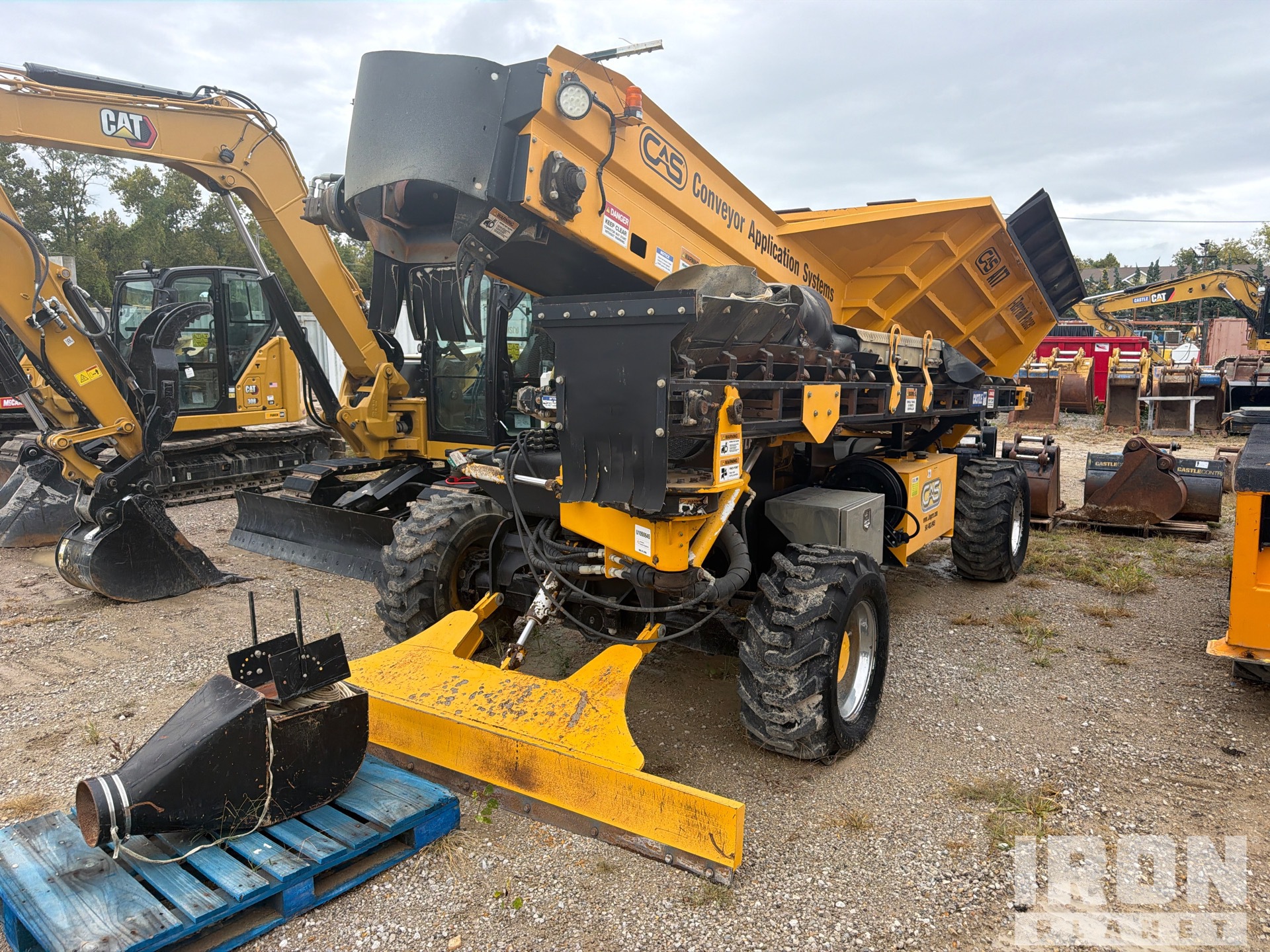 CAS AT-7 on 2017 CAS AT7 4x4 All terrain Stone Spreader Steinverteilung-Lkw