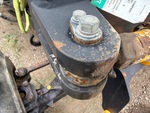 Underbody with Cylinder Pins and Bushings