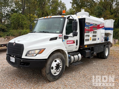 2022 Vacmaster S4000 on 2023 International MV607 4x2 MV607 Vacuum Excavator Truck