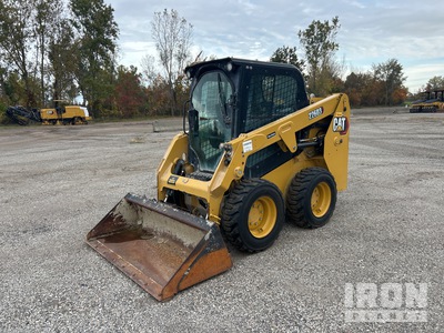 2023 Cat 226D3 Two-Speed Mini pala