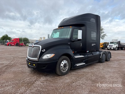 2022 International LT625 6x4 Tracteur routier couchette