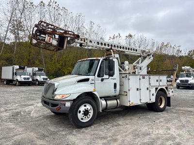 Altec AT40C 34 ft on 2013 International 4300 4x2 Cable Placer Camion Nacelle