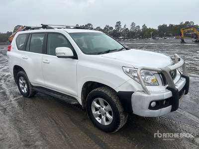 2011 Toyota Prado Automobile