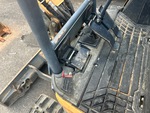 Control Station with Auxiliary Hydraulic Control