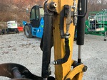 Hydraulics with Auxiliary Hydraulic Plumbing
