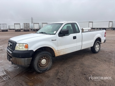 2006 Ford F-150 XL 4x4 Pickup