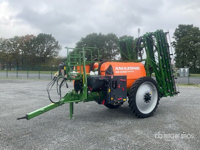 2023 Amazone UG 2200 24 m 3-Point Hitch Sprayer