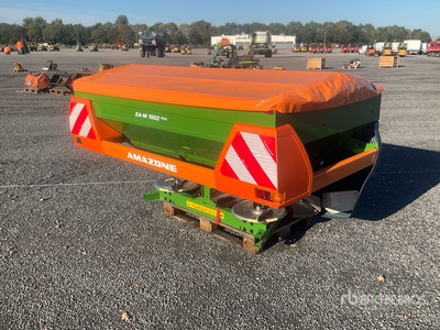 2025 Amazone ZA-M 1502 Fertilizer Spreader (Unused)