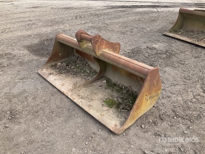 Dromone 1800 mm Cleanup Excavator Bucket
