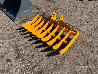 2026 GIYI 44 in Excavator Rake - Fits Cat 305 (Unused)
