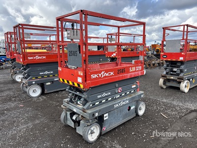 Skyjack SJIII-3219 Electric Scissor Lift