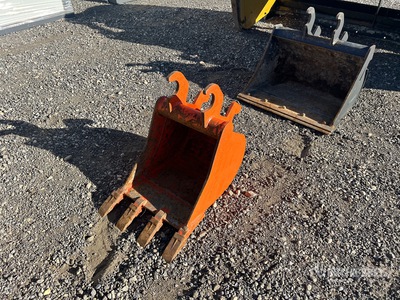 Kubota 16" Excavator Bucket