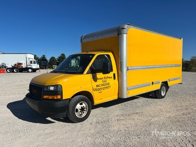 2021 GMC Savana G3500 4x2 Van Truck
