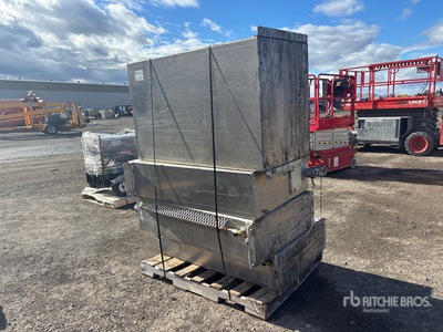 Quantity of (4) Hydraulic Tank