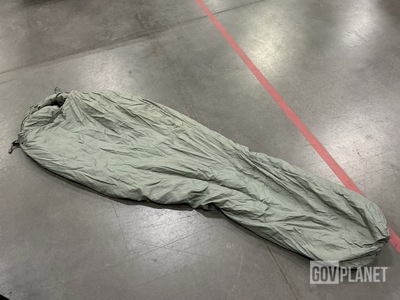 (26) Sleeping Bags