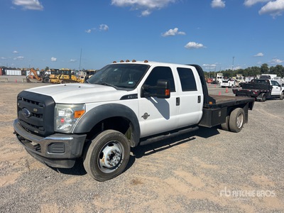 2016 Ford F-550 XL 4x2 Crew Cab Flatbed Truck
