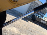 Hydraulics with Thumb Cylinder