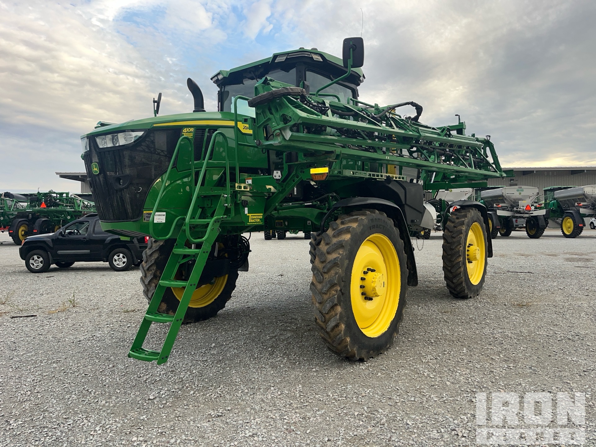 2024 John Deere 410R 100 ft 4x4 High Clearance Self-Propelled Sprayer