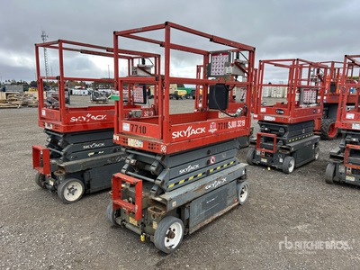 2015 Skyjack SJIII3219 Electric Scissor Lift