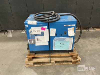 Miller Dimension 652 Welder Power Source