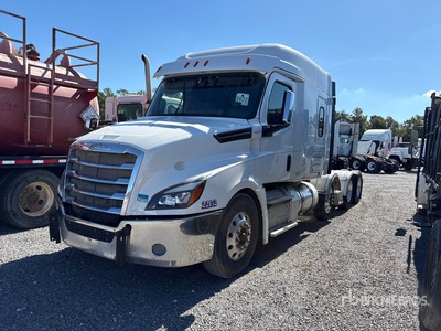 2019 Freightliner Cascadia 126 8x4 Tri/A Sleeper Truck Tractor (Inoperable)