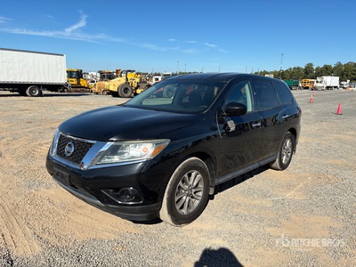 2015 Nissan Pathfinder 4WD SUV