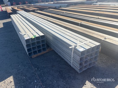 Quantity of (16) 234 in Galvanized Square Tubing その他 - 店舗 & 倉庫 (Unused)