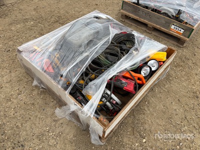 Quantity of Quantity of Assorted Power Tools Divers - Outils à main