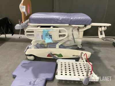 Stryker LD304 Birthing Bed