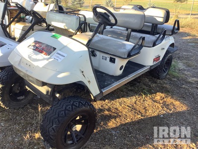Club Cab Precedent Professional Golf Cart