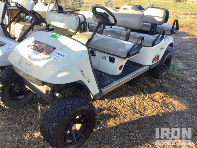 Club Cab Precedent Professional Golf Cart