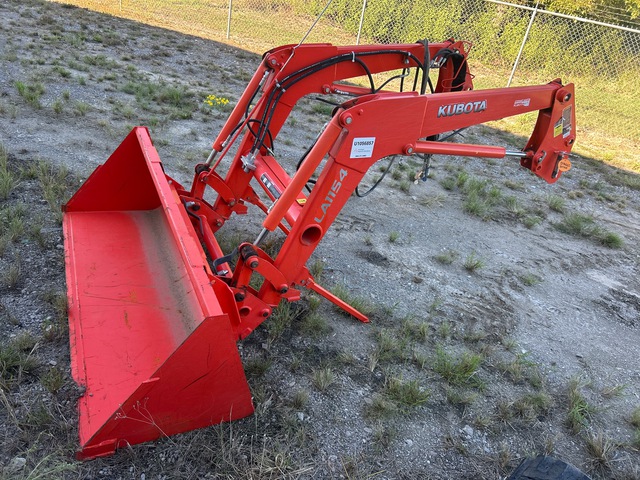Kubota LA1154A Front Loader Attachment