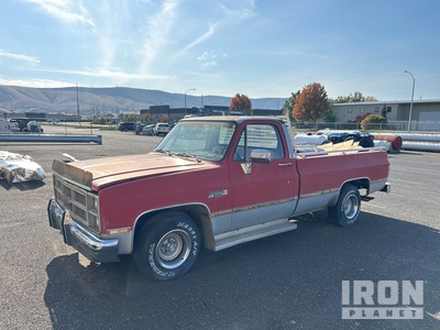 1984 GMC Sierra 1500 4x2 Ute (Inoperable)