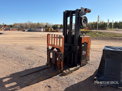 1985 Raymond 20R30TT 3000 lb Electric Gerbeur