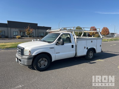 2006 Ford F-250 XL 4x2 Utility Truck
