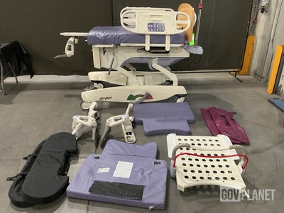 Stryker LD304 Birthing Bed