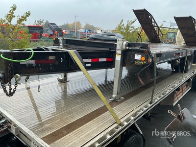 2010 Anderson TA823 25 ft T/A Flatbed Trailer (Inoperable)