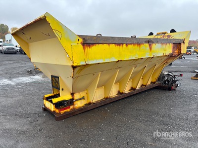 16 ft Salt Spreader