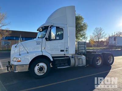 2014 Volvo VNL64T200 6x4 Day Cab Prime Mover