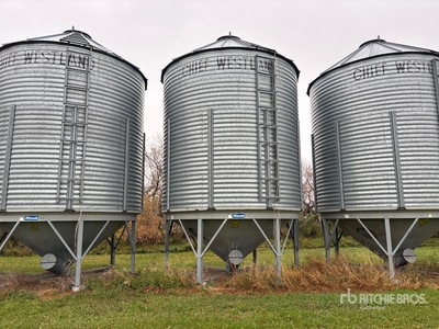 Chief-Westland +/- 2200 bu 5 Ring Hopper Grain Bin