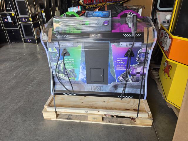 Halo 2 Player Tethered