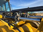Hydraulics with Bucket Tilt Cylinders