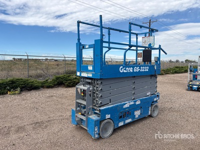 Genie GS3232 Electric Scissor Lift