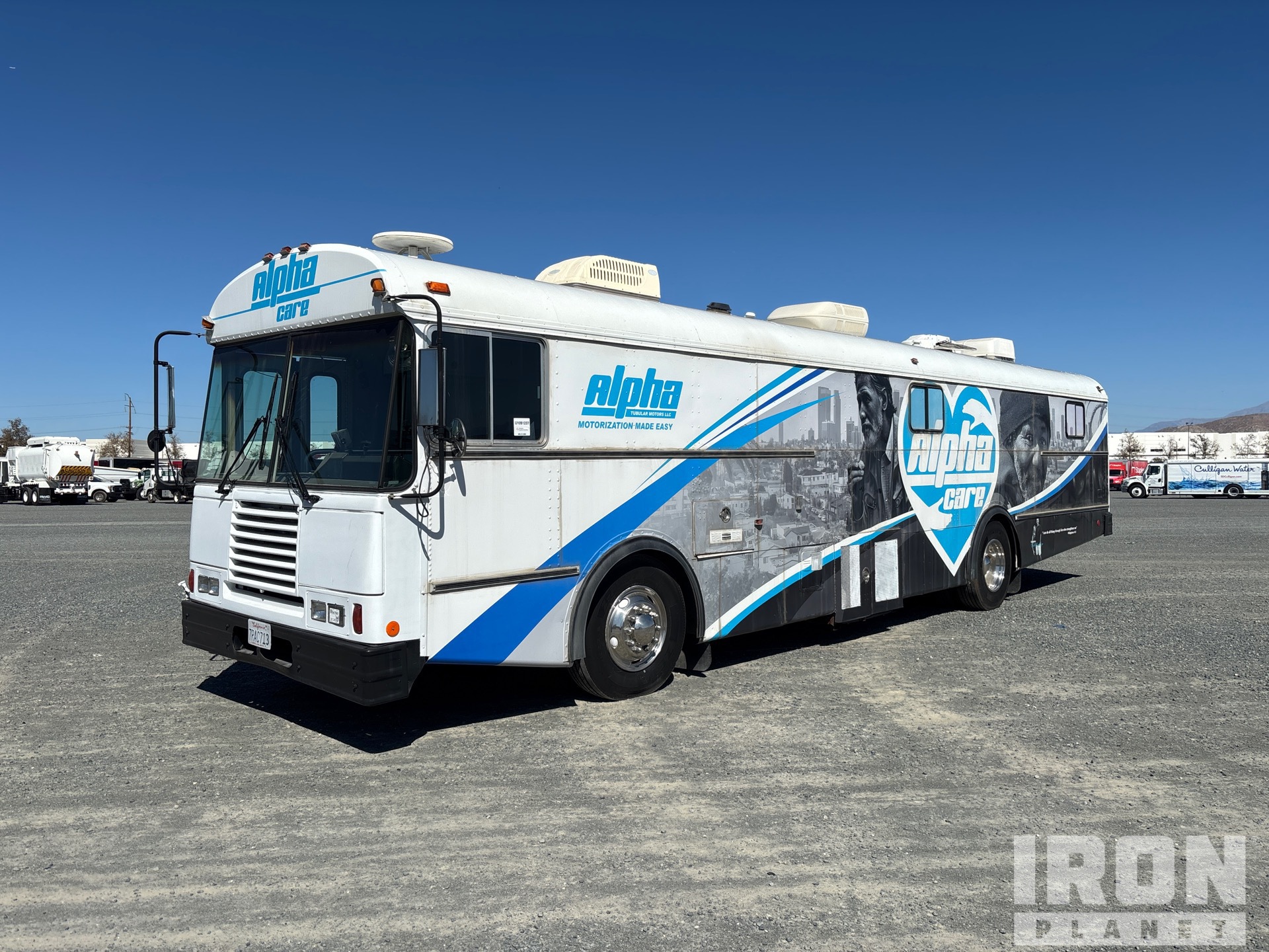 1993 Carpenter 4x2 Mobile clinic