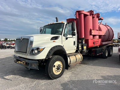 2012 International WorkStar 7600 6x4 Vacuum Tanker Truck