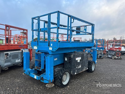 2014 Genie GS-2669 RT Diesel Scissor Lift