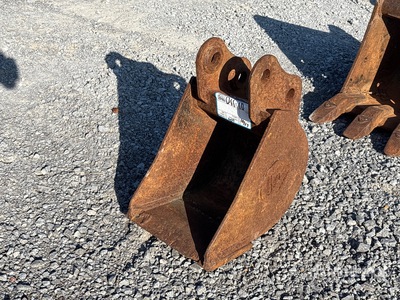 Wacker Neuson 10 in Digging Excavator Bucket