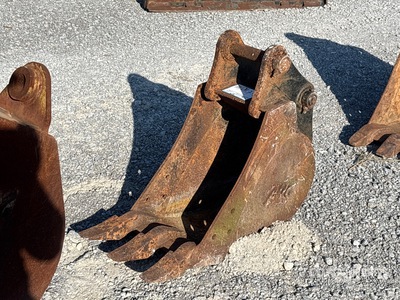 12 in Digging Excavator Bucket - Fits Yanmar Vi024/Vi035