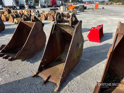 28 in Digging Excavator Bucket - Fits Cat 323